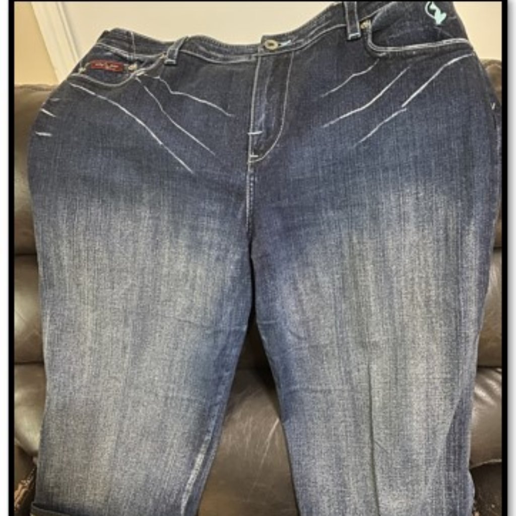 Baby Phat Cuffed Capri